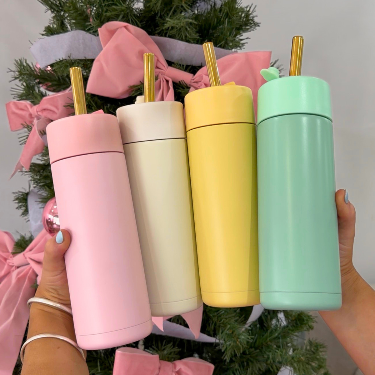 The Festive Smoothie Cup