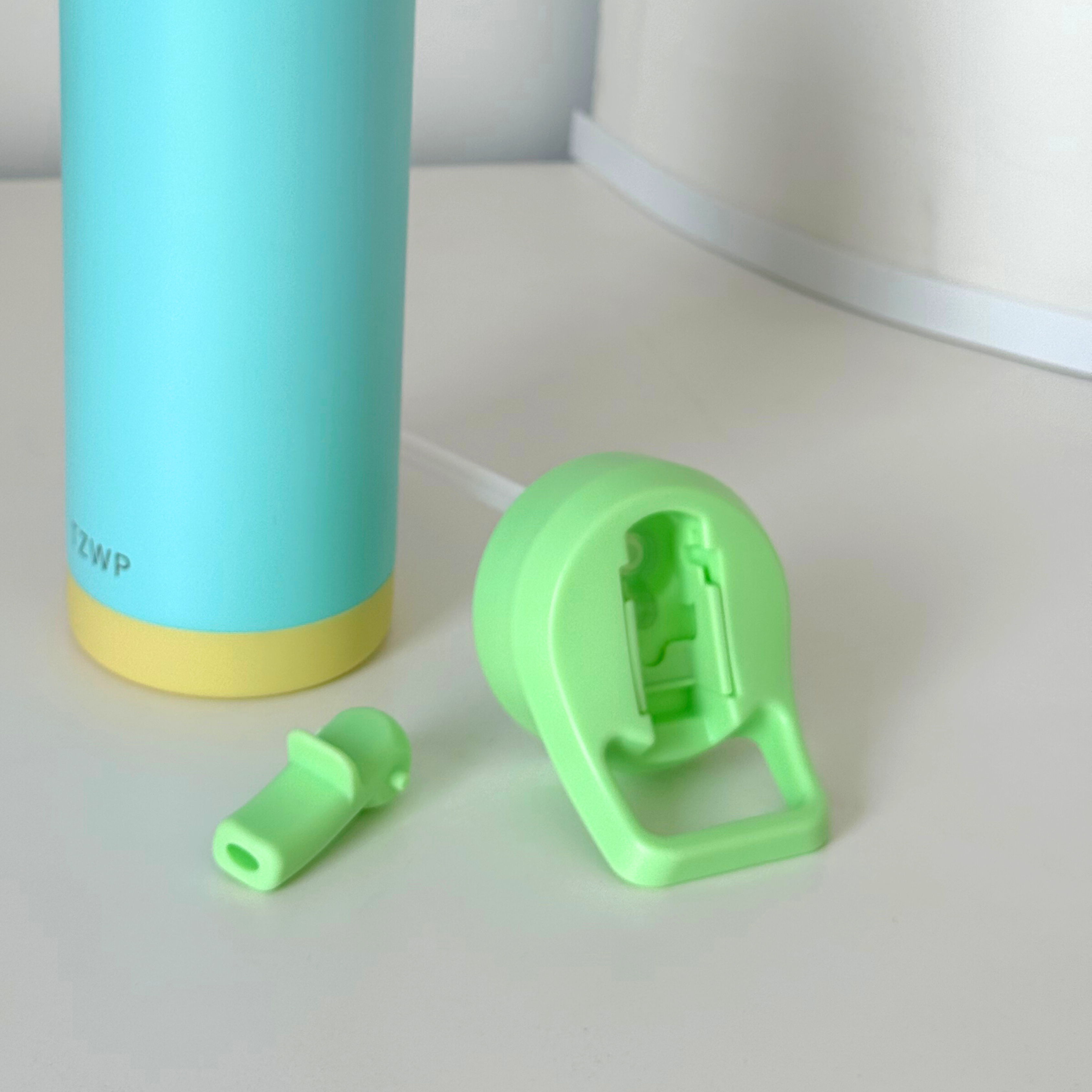 Splash Midi Bottle - 750mls