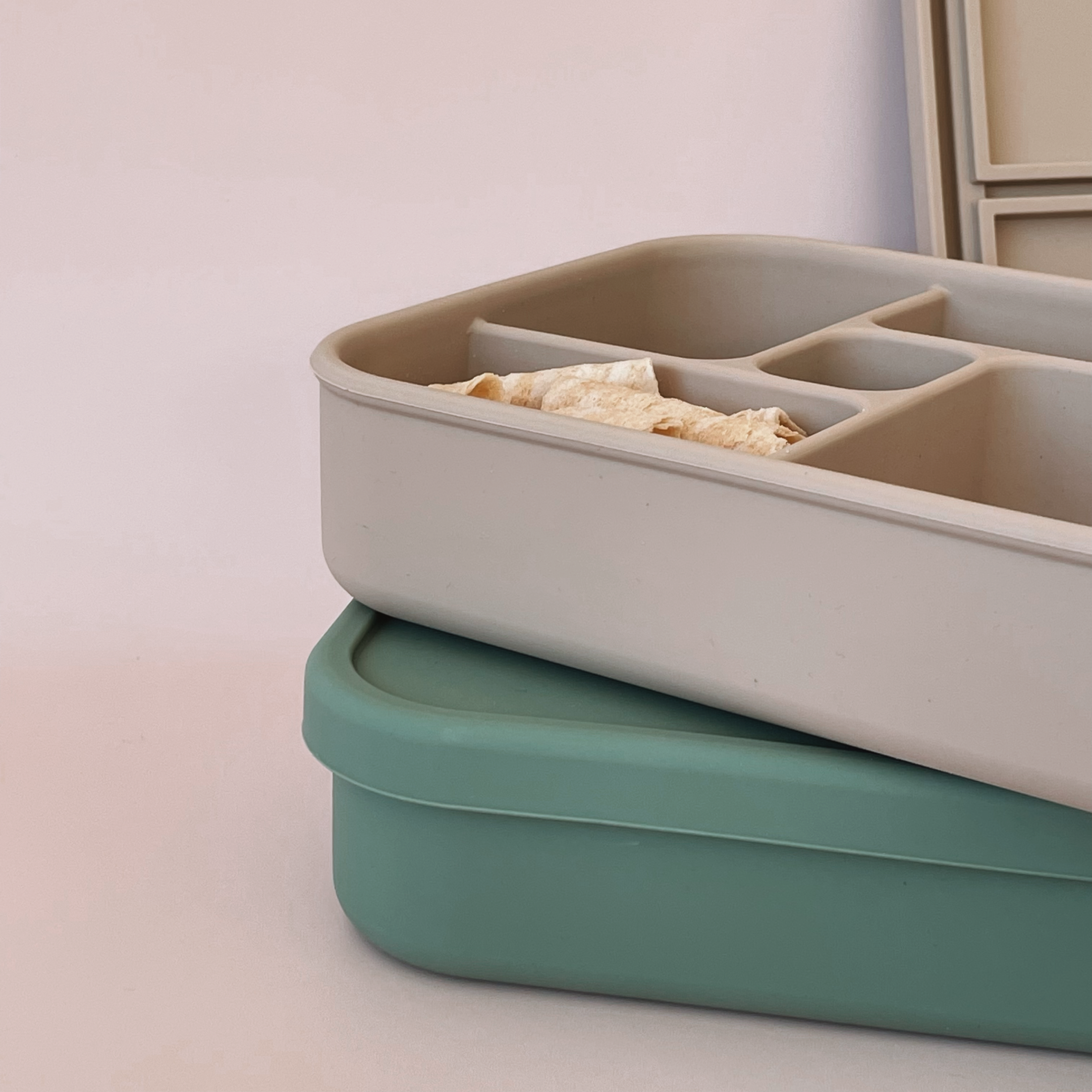 Nude Old Logo Bento Lunchbox