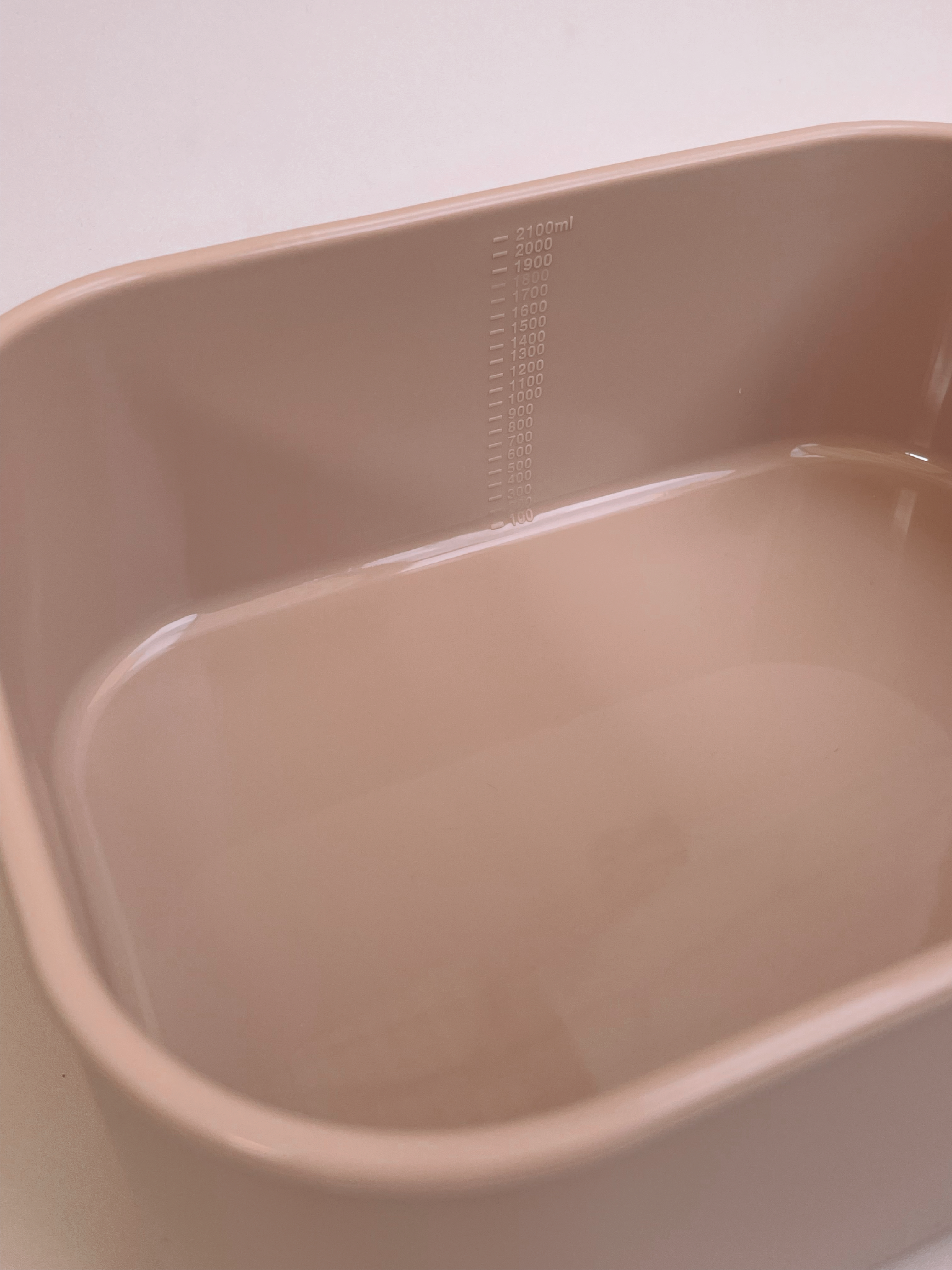 Nude XL Rectangle Silicone Container