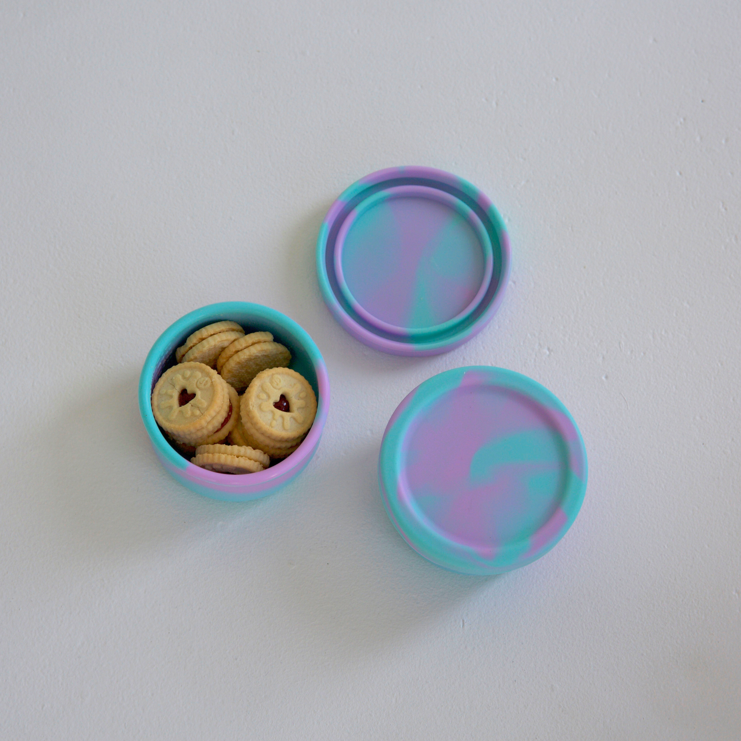 Grape Swirl Mini Round