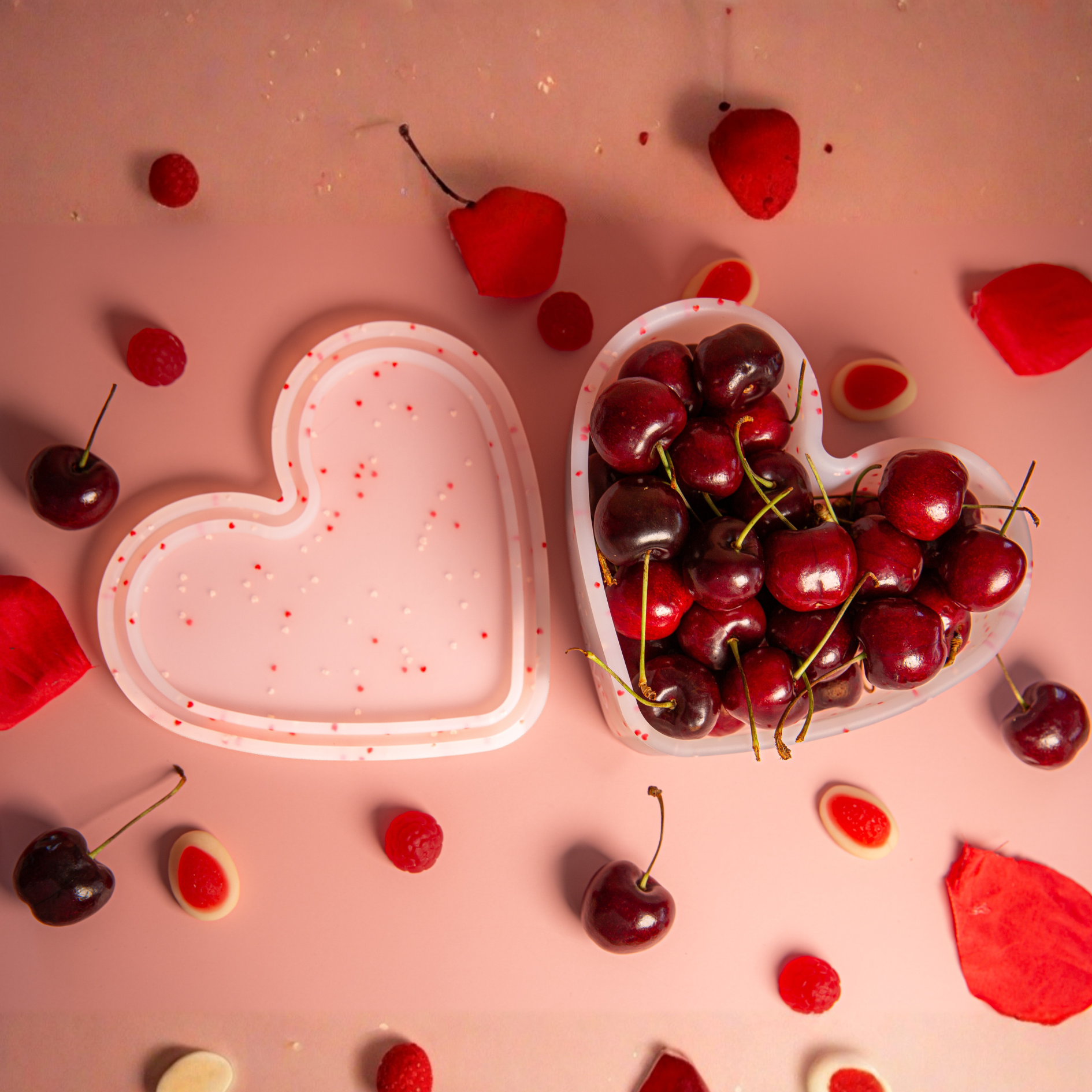 Valentine Confetti Love Box - Clear