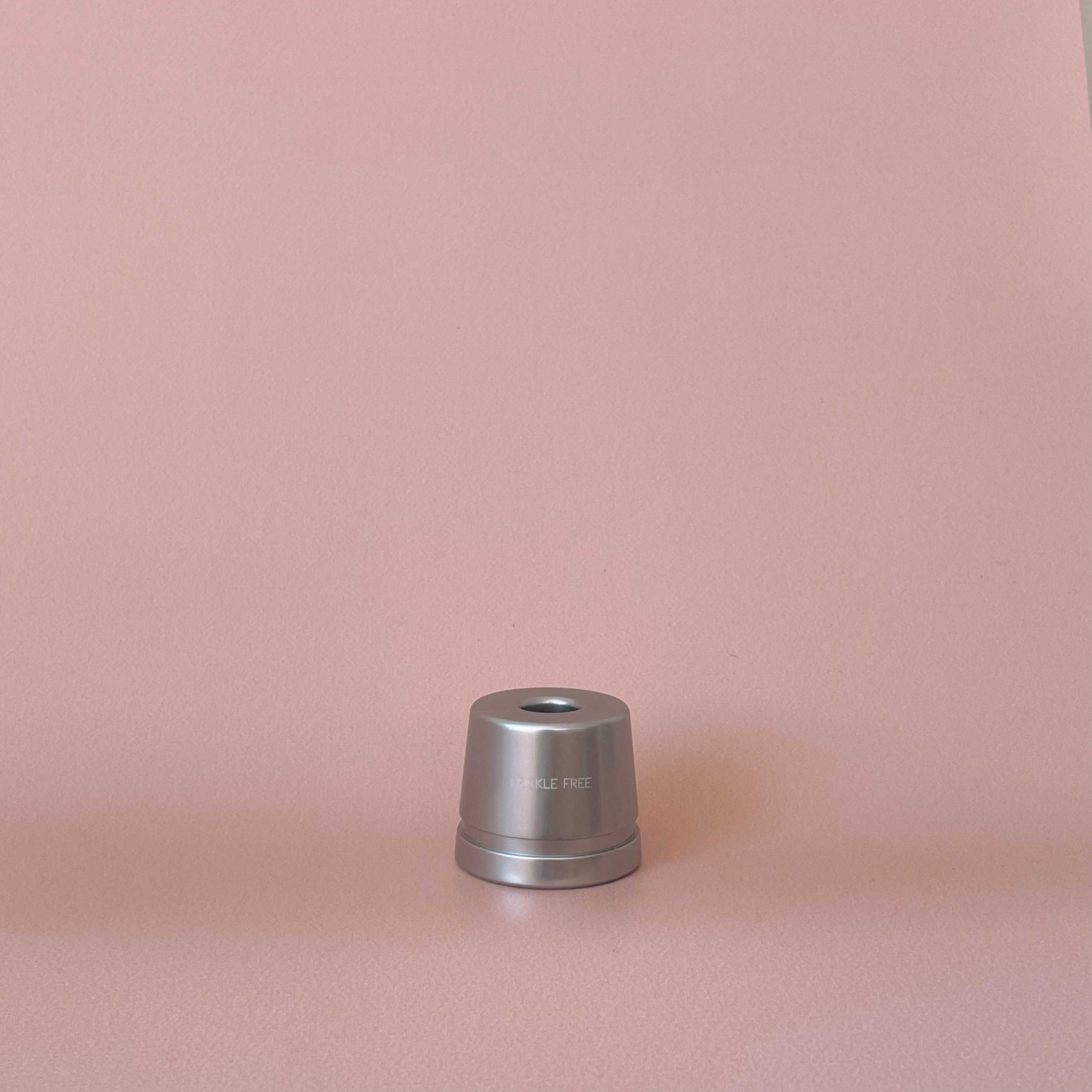 Silver Razor Stand